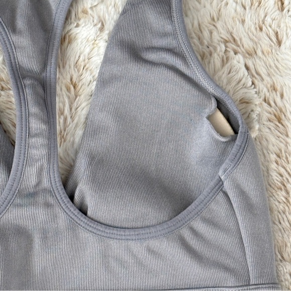 Victoria's Secret Twist-front Sport Bra Gray XS - Picture 5 of 6